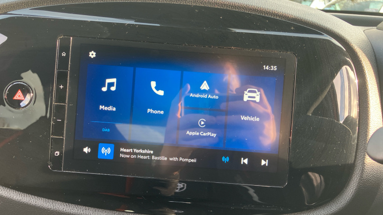 Toyota Aygo X 1.0 VVT-i Edge 5dr Petrol Hatchback